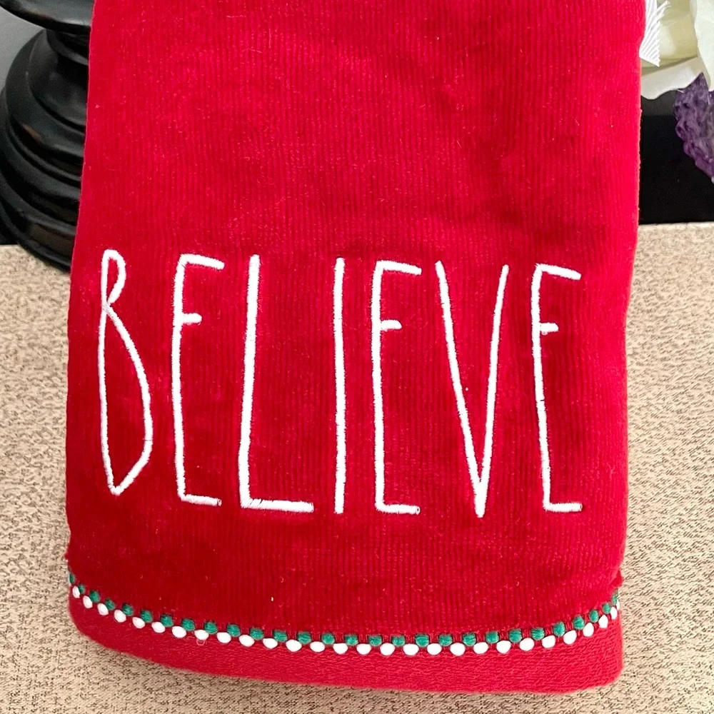 NWT Rae Dunn Set of 2 BELIEVE Hand Towels